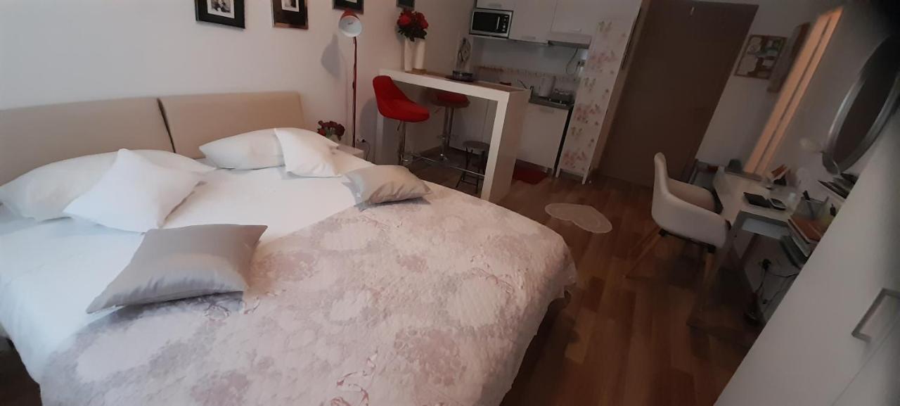 Klara Studio Apartman Split Zewnętrze zdjęcie